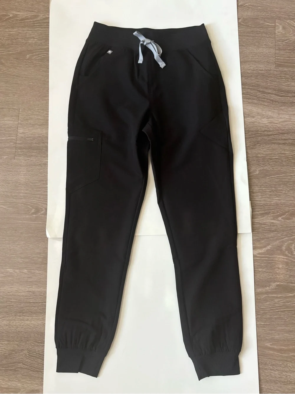 Figs High Waisted Zamora Jogger Scrub Pants™ // Size XS Regular - Picture 3 of 4